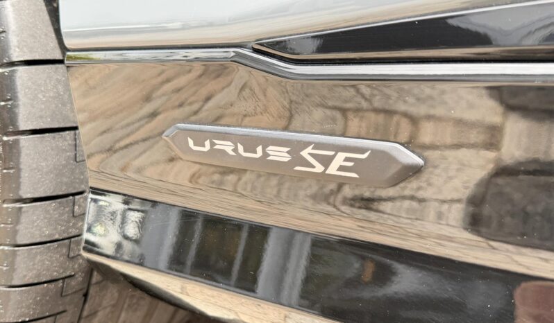 2025 Lamborghini Urus SE full