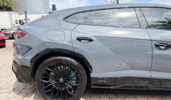 2025 Lamborghini Urus SE full