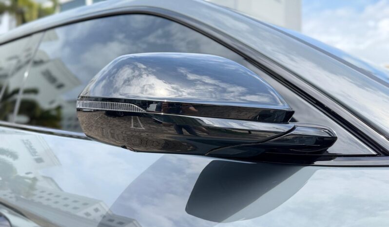 2025 Lamborghini Urus SE full