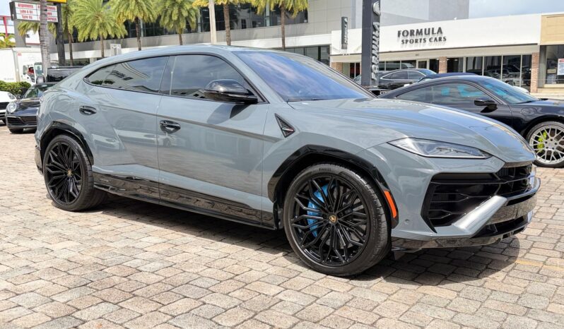 2025 Lamborghini Urus SE full