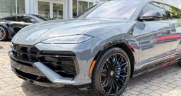 2025 Lamborghini Urus SE