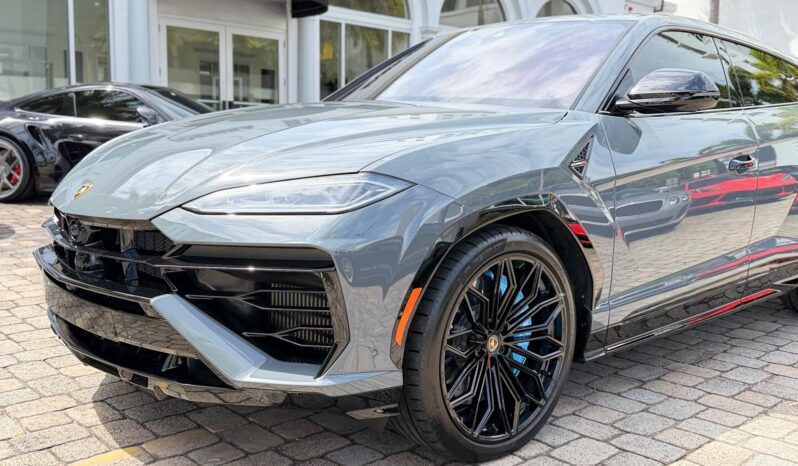 2025 Lamborghini Urus SE full
