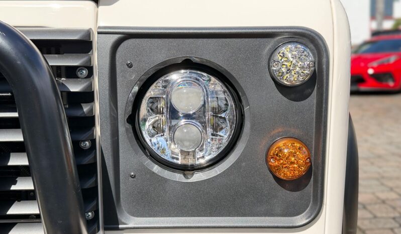 1997 Land Rover Defender 110 Beachcomber full