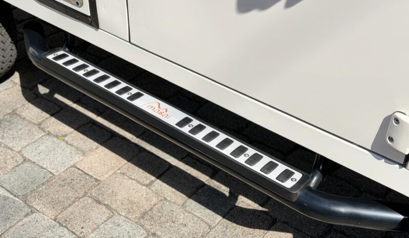 1997 Land Rover Defender 110 Beachcomber full