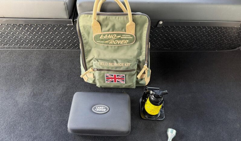 1997 Land Rover Defender 110 Beachcomber full