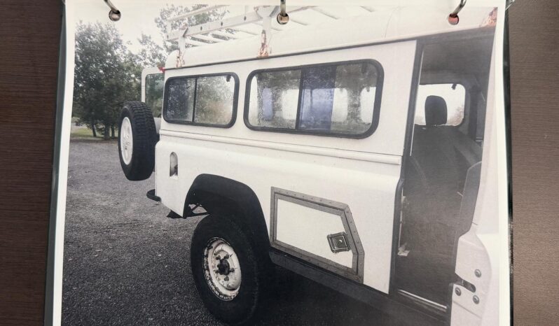 1997 Land Rover Defender 110 Beachcomber full