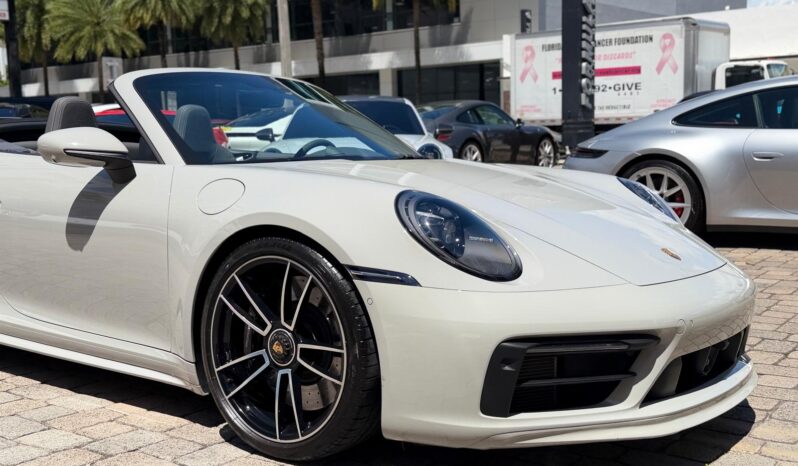 2024 Porsche 911 Carrera GTS Cabriolet full