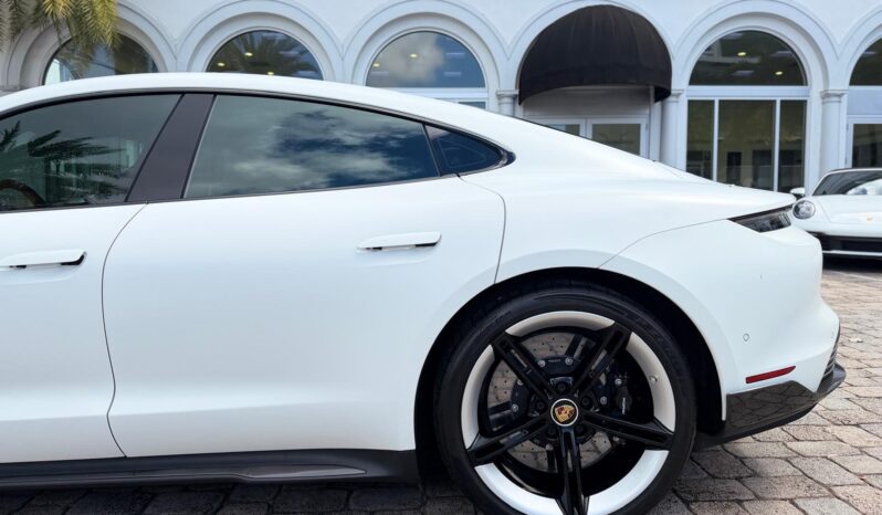 2020 Porsche Taycan Turbo S full