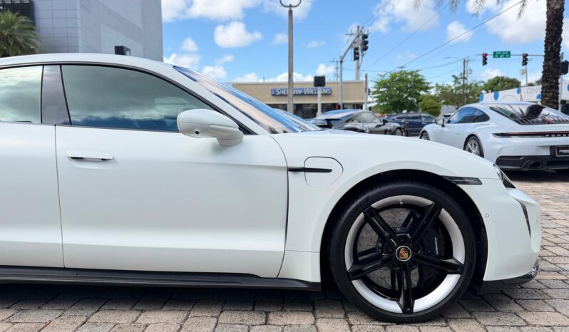2020 Porsche Taycan Turbo S full