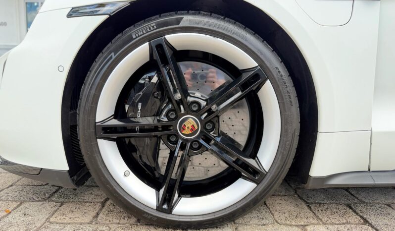 2020 Porsche Taycan Turbo S full