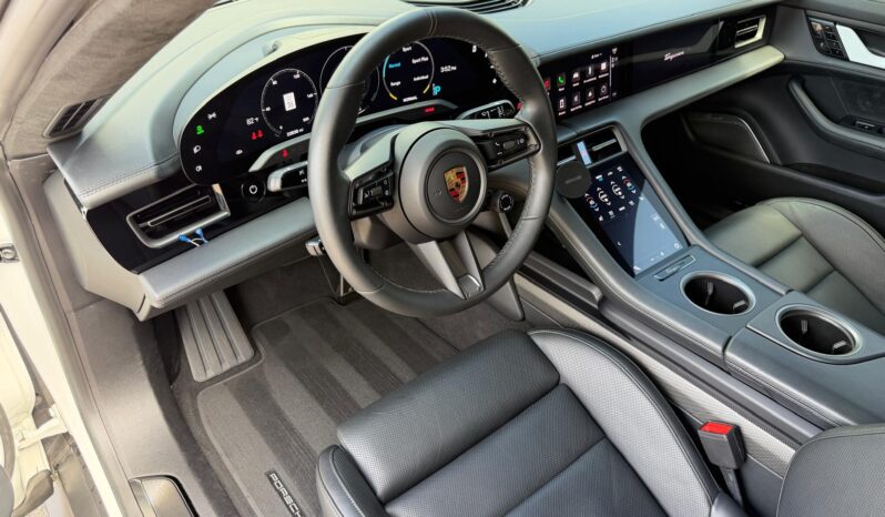 2020 Porsche Taycan Turbo S full