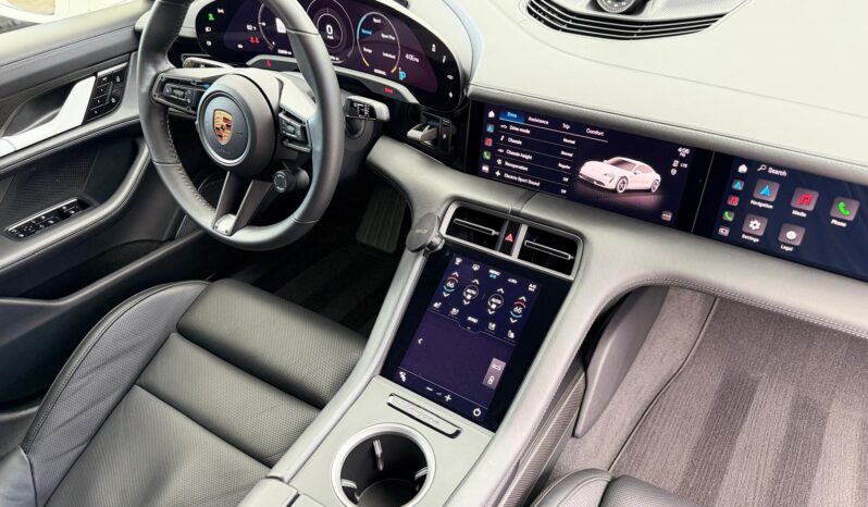 2020 Porsche Taycan Turbo S full