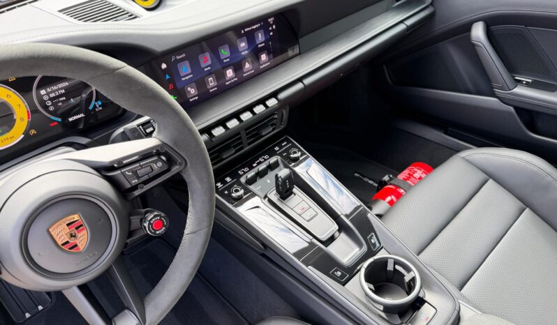 2026 Porsche 911 Carrera GTS full