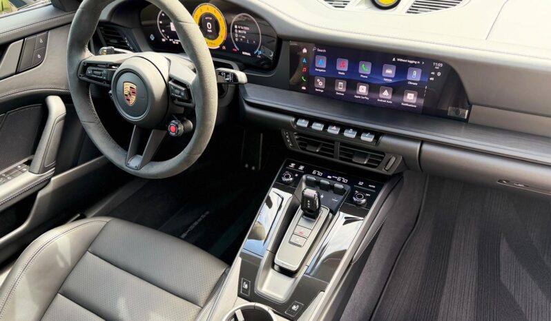 2026 Porsche 911 Carrera GTS full