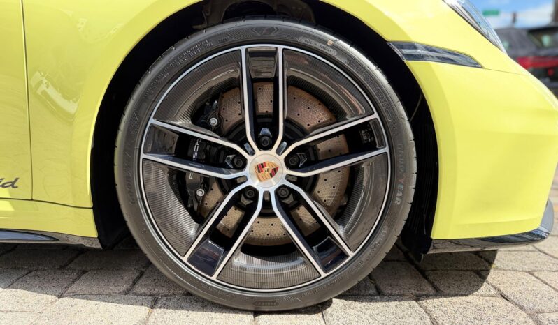 2026 Porsche 911 Carrera GTS full