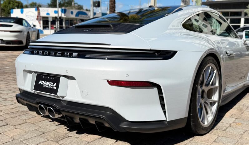 2026 Porsche 911 GT3 w/Touring Package full