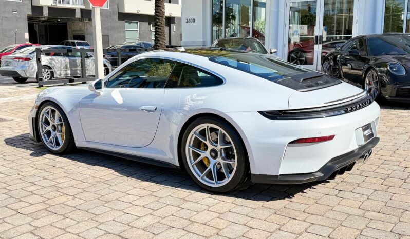 2026 Porsche 911 GT3 w/Touring Package full