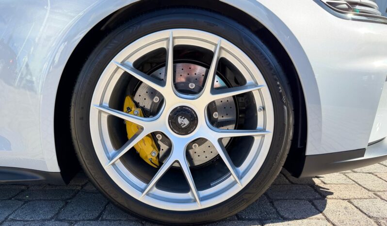 2026 Porsche 911 GT3 w/Touring Package full