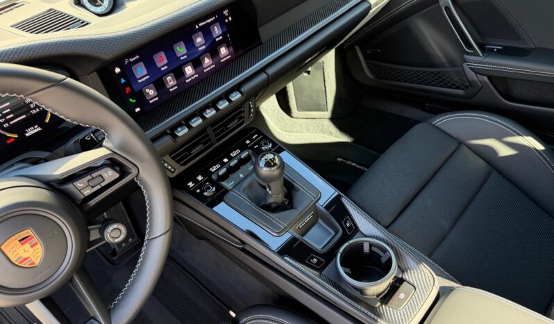 2026 Porsche 911 GT3 w/Touring Package full