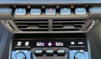 2026 Porsche 911 GT3 w/Touring Package full