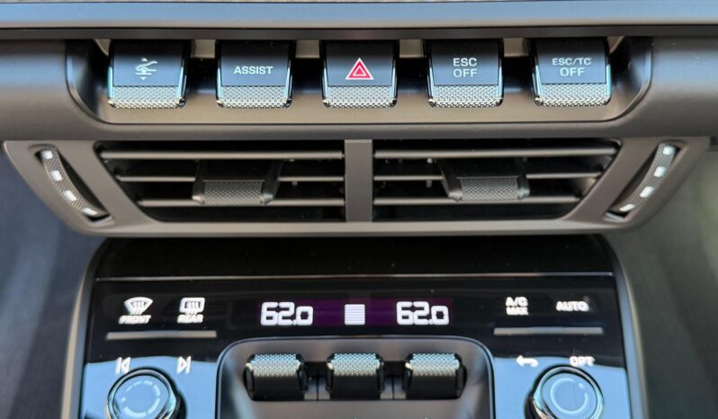 2026 Porsche 911 GT3 w/Touring Package full