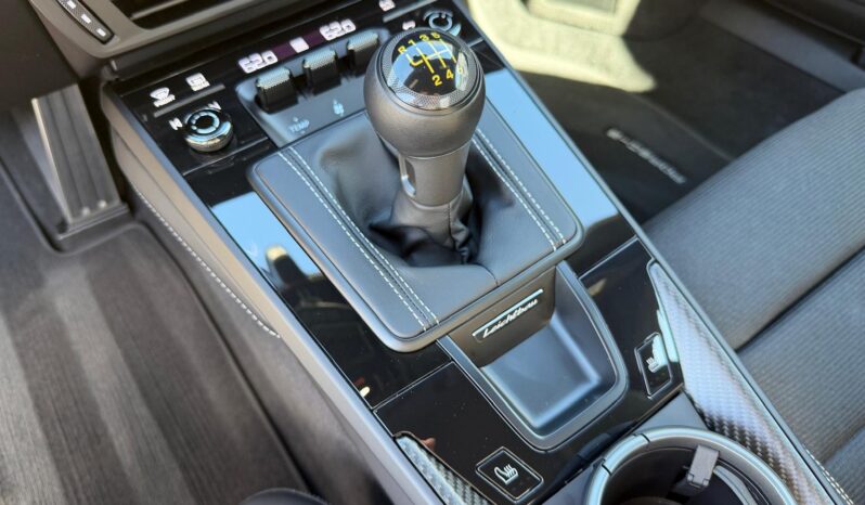 2026 Porsche 911 GT3 w/Touring Package full