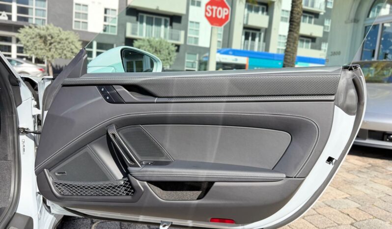 2026 Porsche 911 GT3 w/Touring Package full