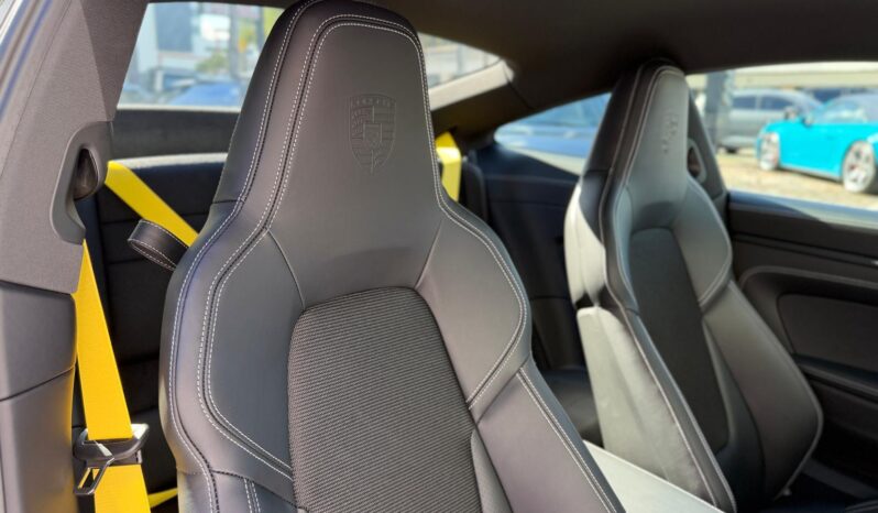 2026 Porsche 911 GT3 w/Touring Package full