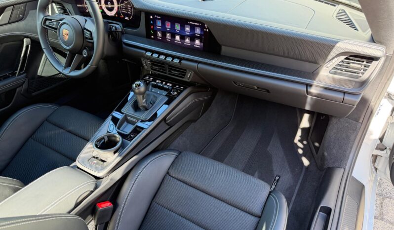 2026 Porsche 911 GT3 w/Touring Package full