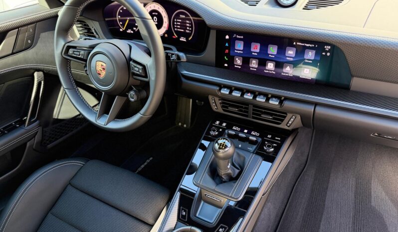 2026 Porsche 911 GT3 w/Touring Package full