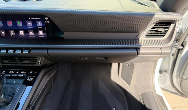 2026 Porsche 911 GT3 w/Touring Package full