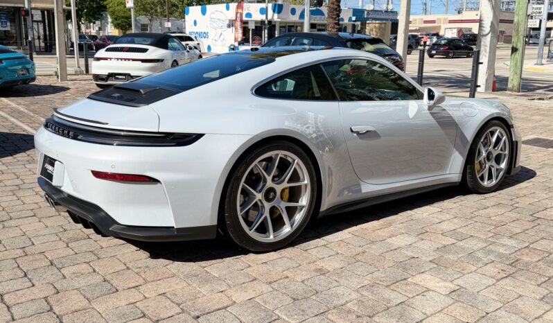 2026 Porsche 911 GT3 w/Touring Package full