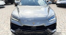 2024 Lamborghini Urus Performante