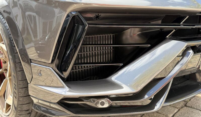 2024 Lamborghini Urus Performante full