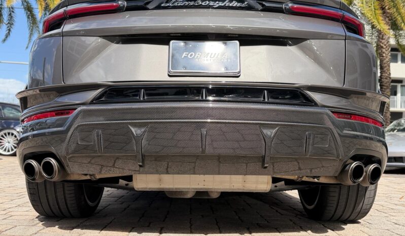 2024 Lamborghini Urus Performante full