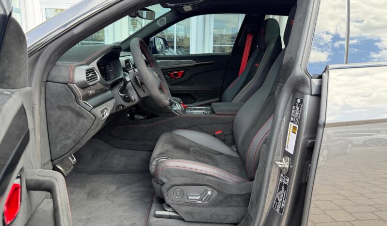 2024 Lamborghini Urus Performante full