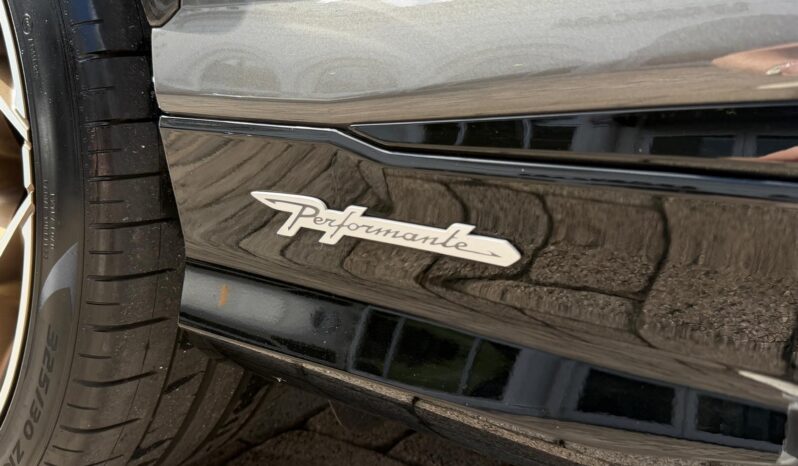 2024 Lamborghini Urus Performante full