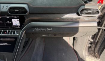 2024 Lamborghini Urus Performante full