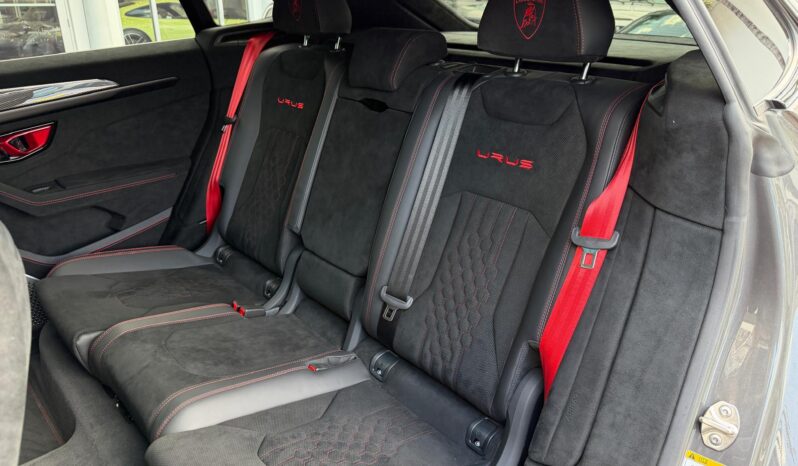 2024 Lamborghini Urus Performante full