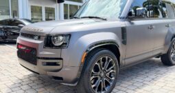 2025 Land Rover Defender 110 P635 OCTA