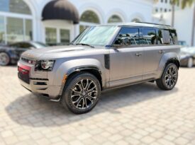 2025 Land Rover Defender 110 P635 OCTA