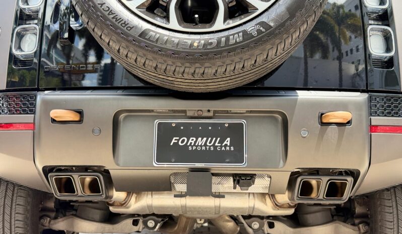 2025 Land Rover Defender 110 P635 OCTA full