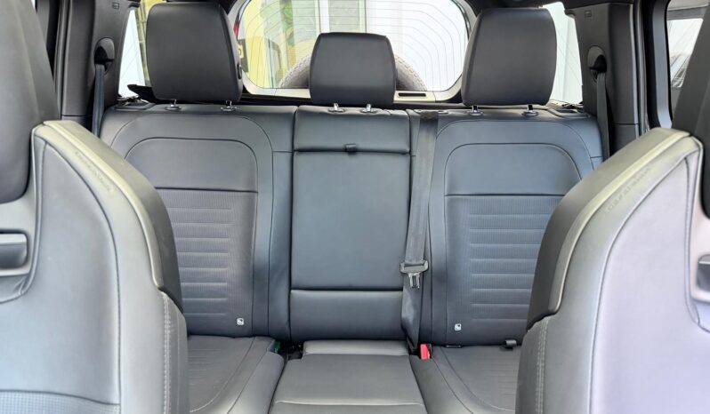 2025 Land Rover Defender 110 P635 OCTA full