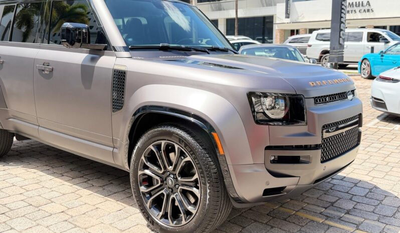 2025 Land Rover Defender 110 P635 OCTA full
