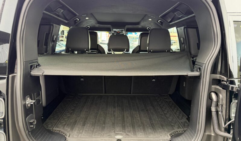 2025 Land Rover Defender 110 P635 OCTA full