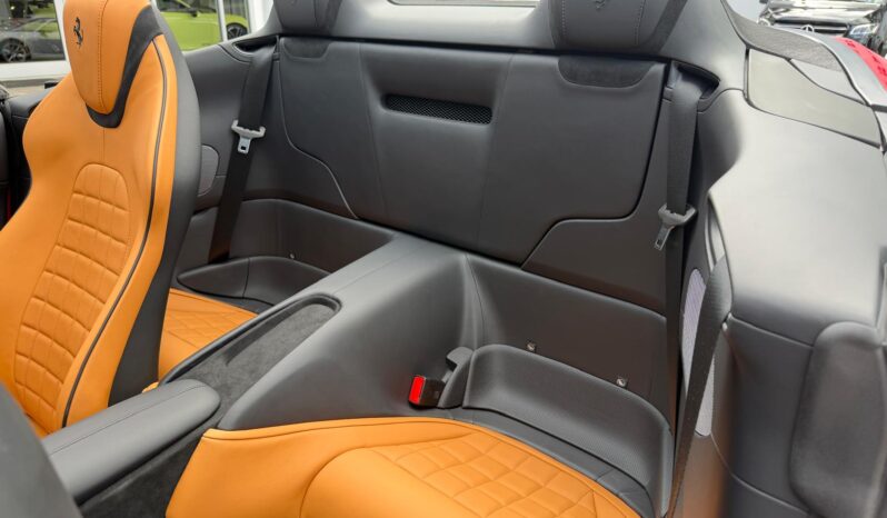 2025 Ferrari Roma Spider full