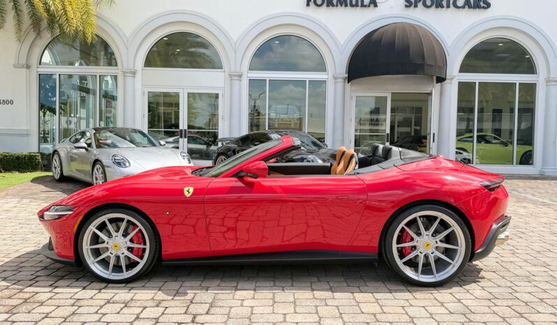 2025 Ferrari Roma Spider full