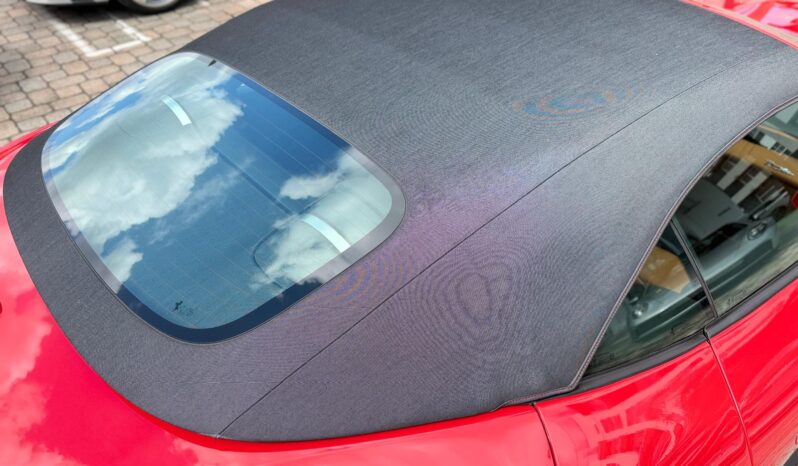 2025 Ferrari Roma Spider full