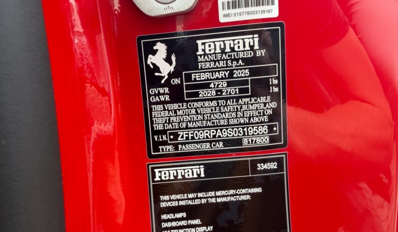 2025 Ferrari Roma Spider full