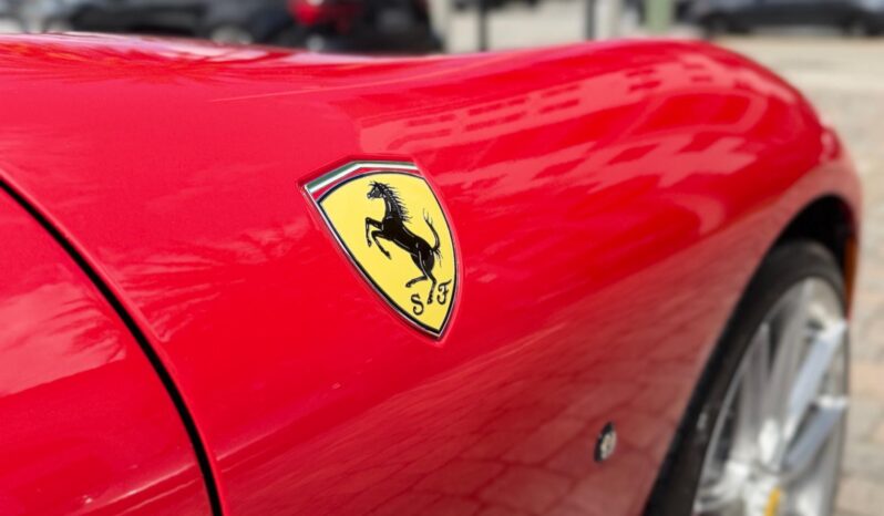 2025 Ferrari Roma Spider full